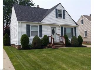 834 218 St, Cleveland OH  44119-2424 exterior