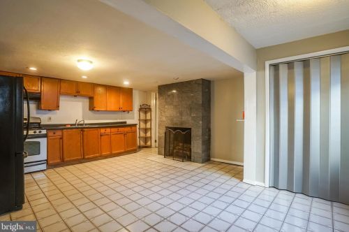 644 2 St, Trenton NJ 08611-3021 exterior