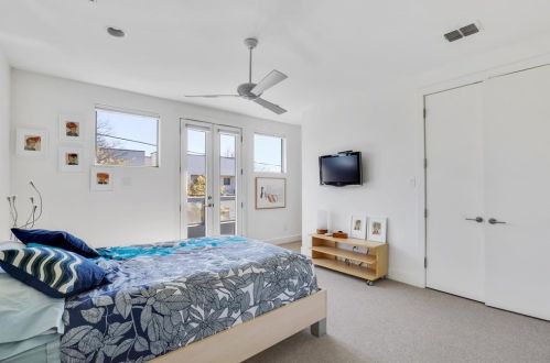 3709 Dorothy Ave, Dallas TX  75209-6205 exterior