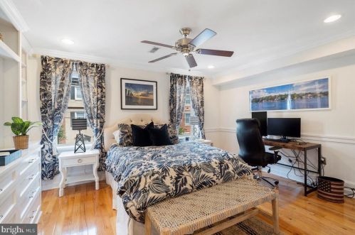 756 24 St, Philadelphia PA 19130-1953 exterior