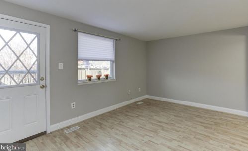 28 Avonshire Ct, Silver Spring MD 20904-6712 exterior