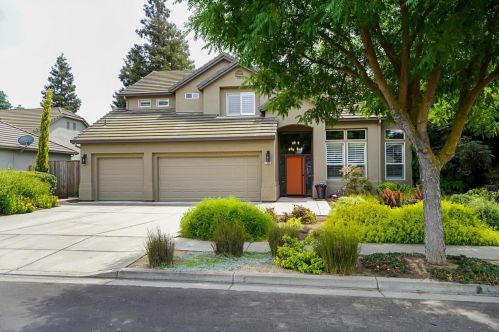 1850 Erin Way, Turlock, CA 95382-9202