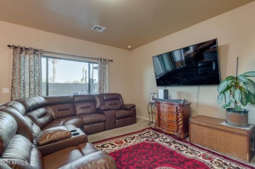 4903 4 Ave, Phoenix AZ 85041-5741 exterior