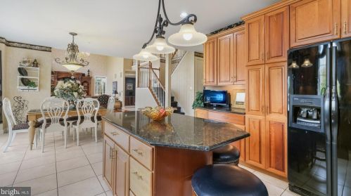 2706 Dillon Dr, Jamison PA 18929-1259 exterior