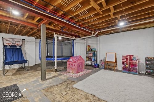 65 Barbara Ln, Atlanta GA  30327-3319 exterior