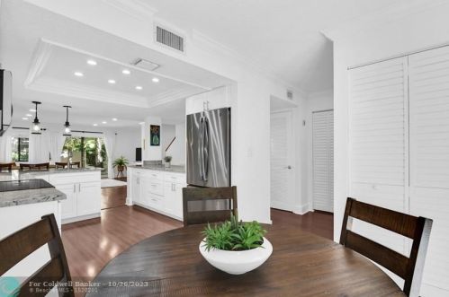 1330 13 St, Boca Raton FL 33486-5323 exterior