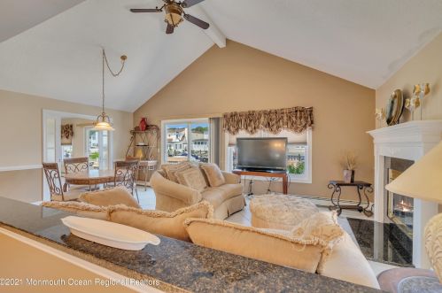 80 Storm Jib Ct, Berkeley Township NJ 08721-1417 exterior