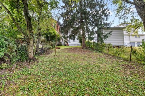 38 Minooka St, Pittsburgh PA 15210-3503 exterior