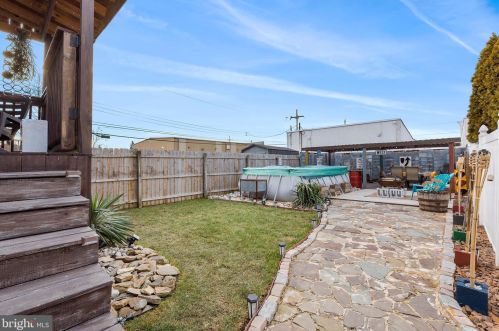 102 Wl Ave, Manor PA 19036-1303 exterior