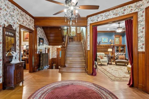 611 Walnut St, Horicon WI 53032-1234 exterior