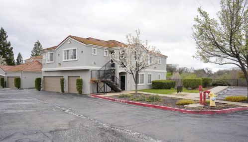 885 Halidon Way, Folsom CA 95630-8406 exterior