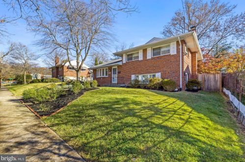 10227 Leslie St, Silver Spring, MD 20902-4855