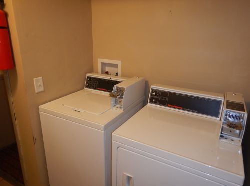 605 Pasadena Ave, Joliet IL 60403-2407 exterior