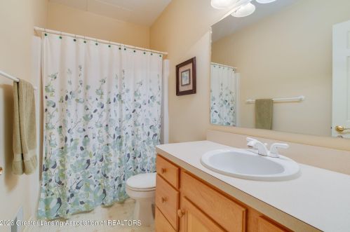 13155 Starwood Ln, Dewitt MI 48820-9028 exterior