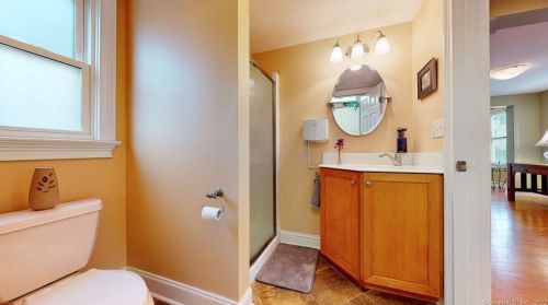 156 4 Ave, Milford CT exterior