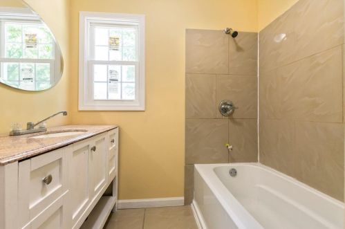 178 Barfield Ave, Atlanta GA 30310-1104 exterior