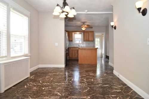 41 Lennon St, Providence RI 02908-1914 exterior