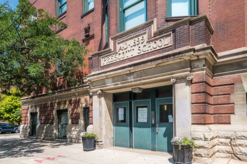 2637 Wayne Ave, Chicago IL 60614-1231 exterior