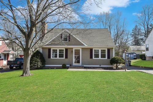 103 White St, Manchester CT 06042-3127 exterior