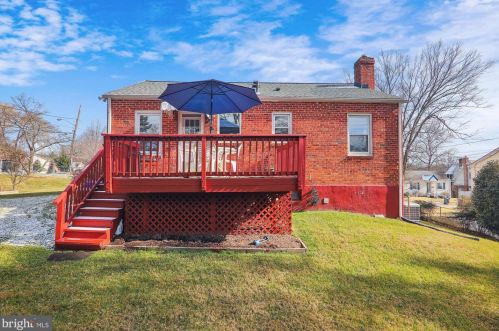 10810 Keller St, Silver Spring, MD 20902-3742