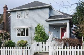 1425 41st Ave, Seattle WA  98112-3803 exterior