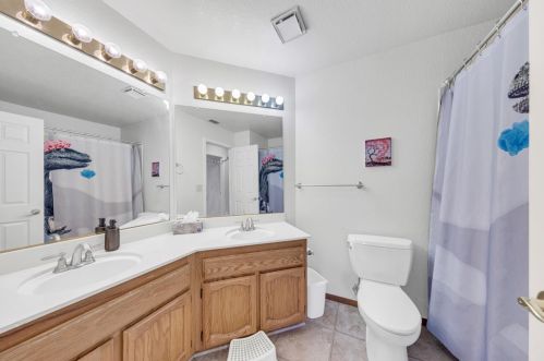 114 Framingham Way, Folsom CA  95630-5540 exterior