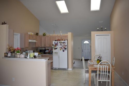 2550 Abate St, Fort Pierce FL 34953-2558 exterior