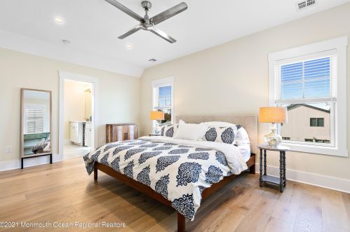 170 Osborne Ave, Point Pleasant Beach NJ  08742-4624 exterior