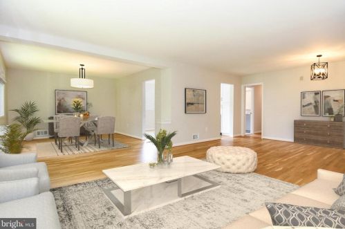 2879 Glenora Ln, Rockville MD 20850-3055 exterior