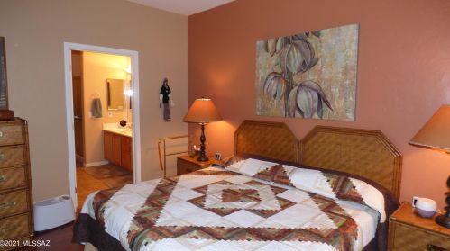 561 Knotwood St, Green Valley AZ 85614-5971 exterior