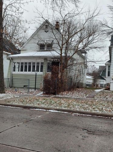 5525 36th St, Milwaukee WI  53209-4759 exterior