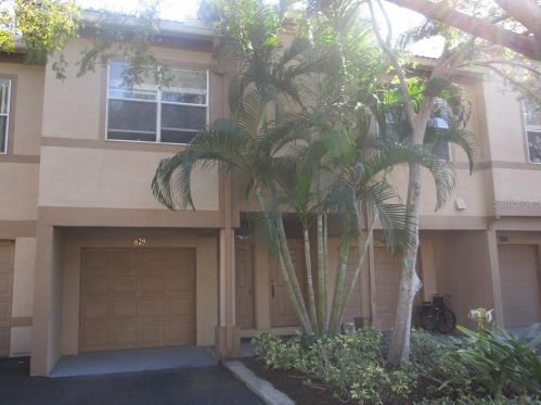 629 Arbor Lake Ln, Tampa, FL 33602-5761