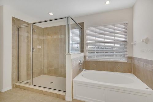 18111 Bahama Bay Dr, Tampa FL 33647-3458 exterior