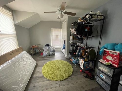 10060 Grandview Ave, Pittsburgh PA 15237-2253 exterior