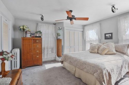 404 Moore St, Hackettstown NJ 07840-2142 exterior