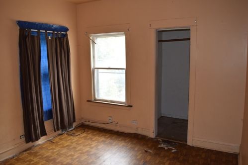 1039 Long Ave, Chicago IL 60638-1816 exterior