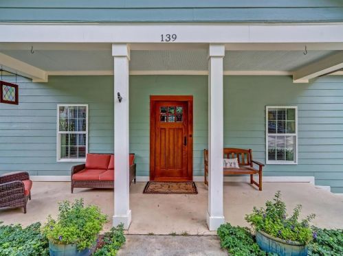 139 Dearborn St, Atlanta, GA 30317-2236