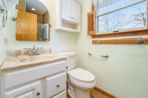 3660 Evaline Dr, Meskegon MI 49444-4133 exterior