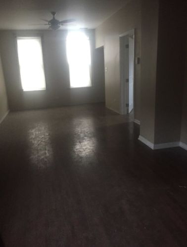 3743 Hermitage Ave, Chicago, IL 60613-3508