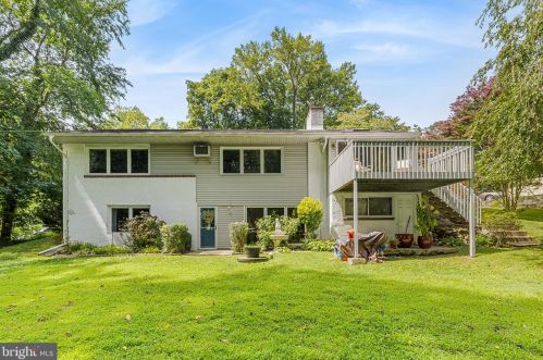 614 Meadowvale Ln, Media PA 19063-5015 exterior