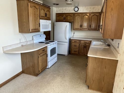 3752 78th St, Milwaukee WI  53220-1604 exterior