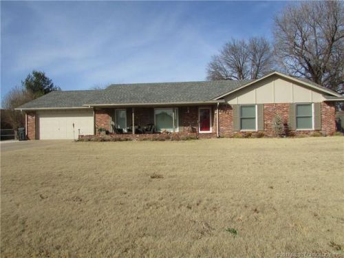 2816 Hayes St, Muskogee OK  74403-3930 exterior