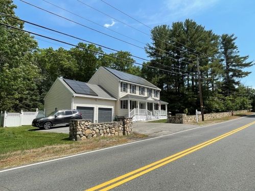 357 Forest St, Methuen MA  01844-1934 exterior