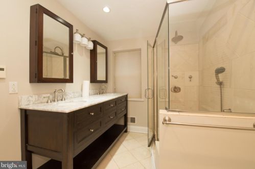 608 21 St, Philadelphia PA 19121-3944 exterior