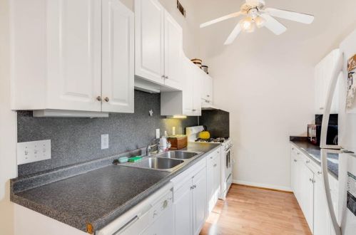 1585 Marlbrook Dr, Atlanta GA 30307-1719 exterior