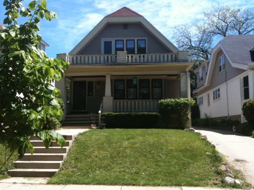 2224 63rd St, Milwaukee, WI 53213-1558