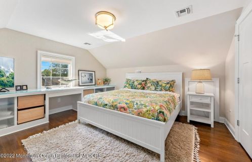 33 Park Ave, Locust NJ  07760-1523 exterior