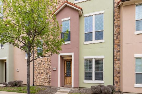 6730 Plaza Via, Irving TX  75039-3127 exterior