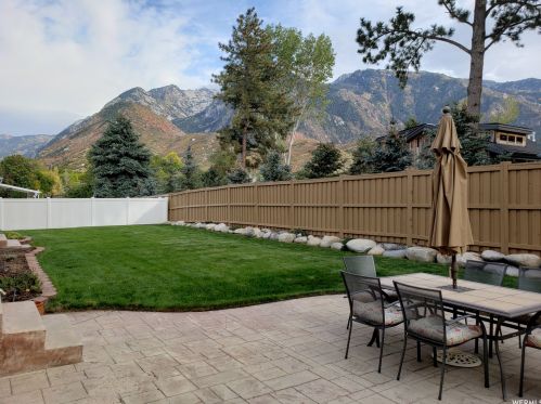 2986 9800, Sandy UT 84092-4216 exterior