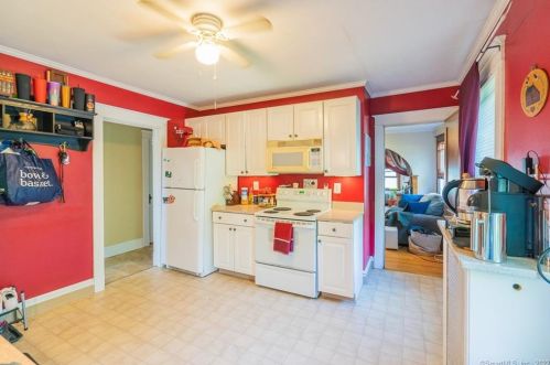 1146 Blvd, Hartford CT 06119-1720 exterior